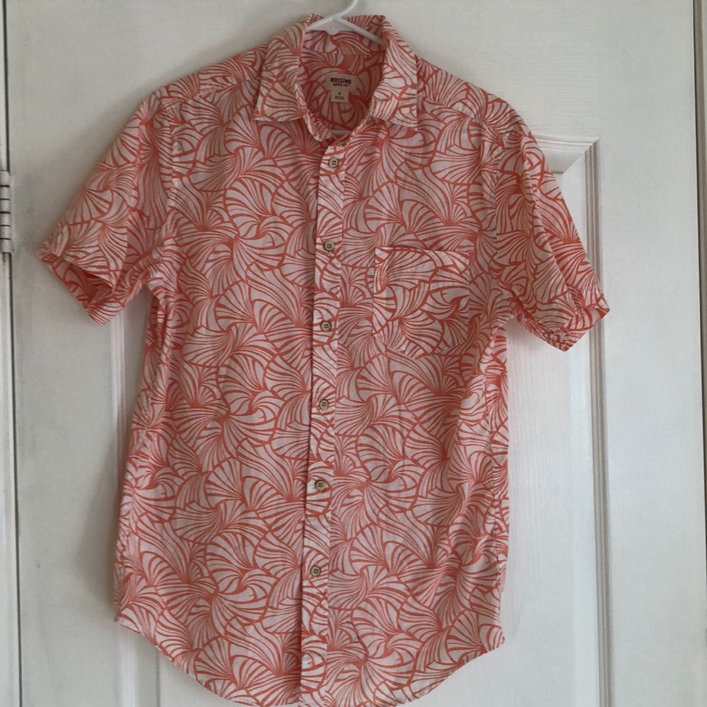 Mossimo Men’s Casual Button-Down